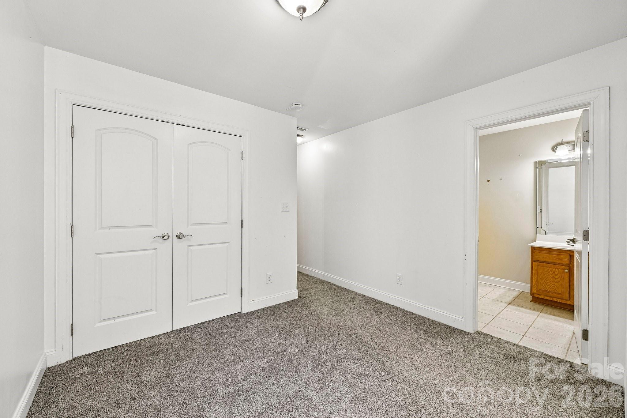 109 Sherman Oaks Lane — Mooresville