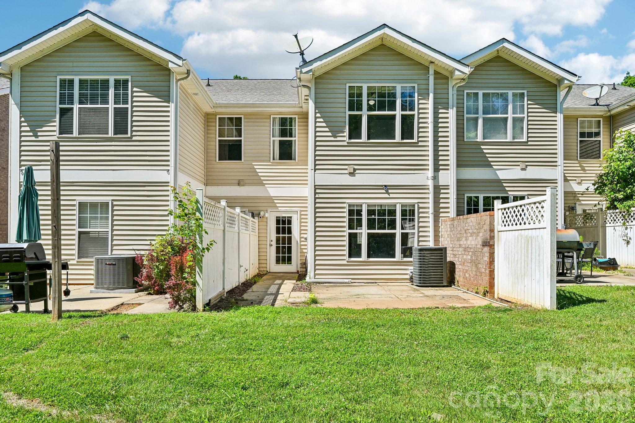 109 Sherman Oaks Lane — Mooresville