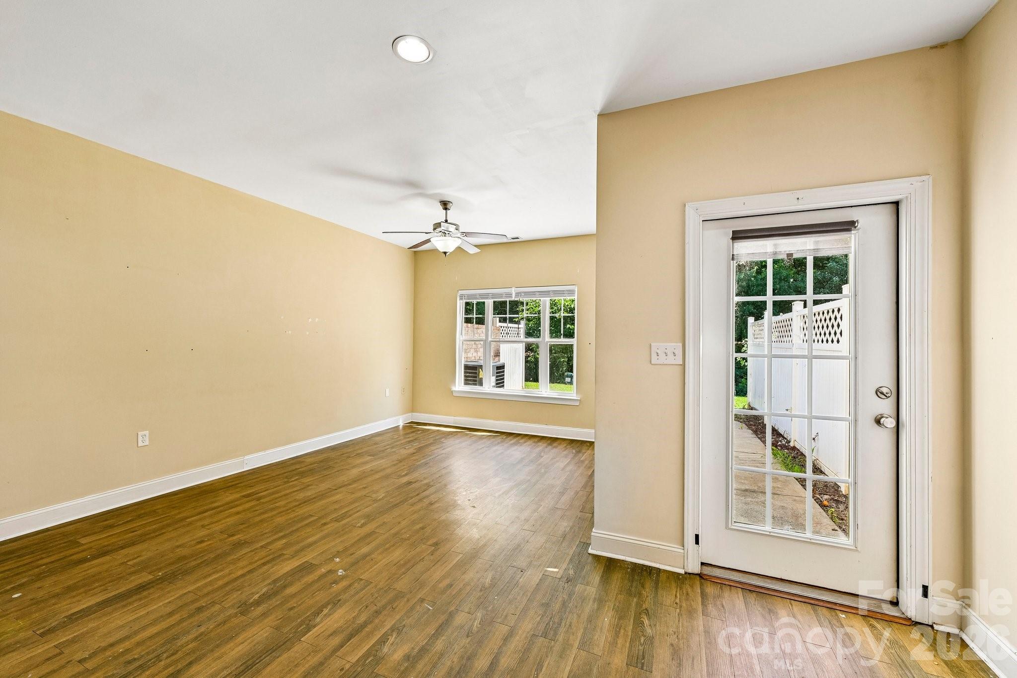 109 Sherman Oaks Lane — Mooresville
