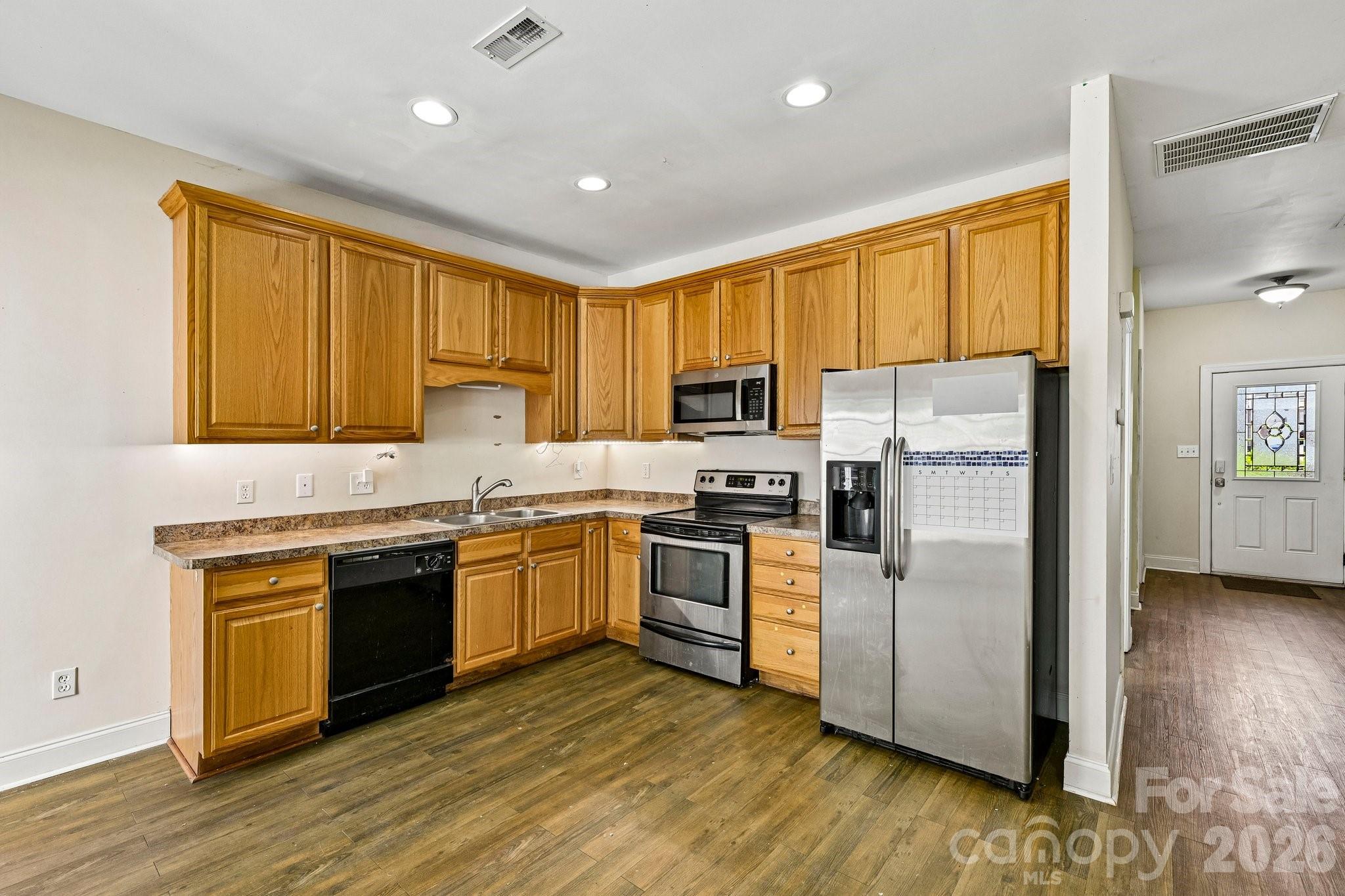 109 Sherman Oaks Lane — Mooresville