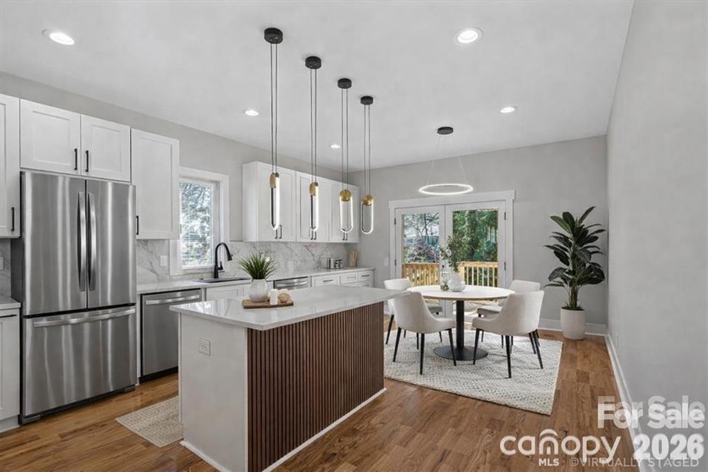 543 30th Avenue NW — Hickory
