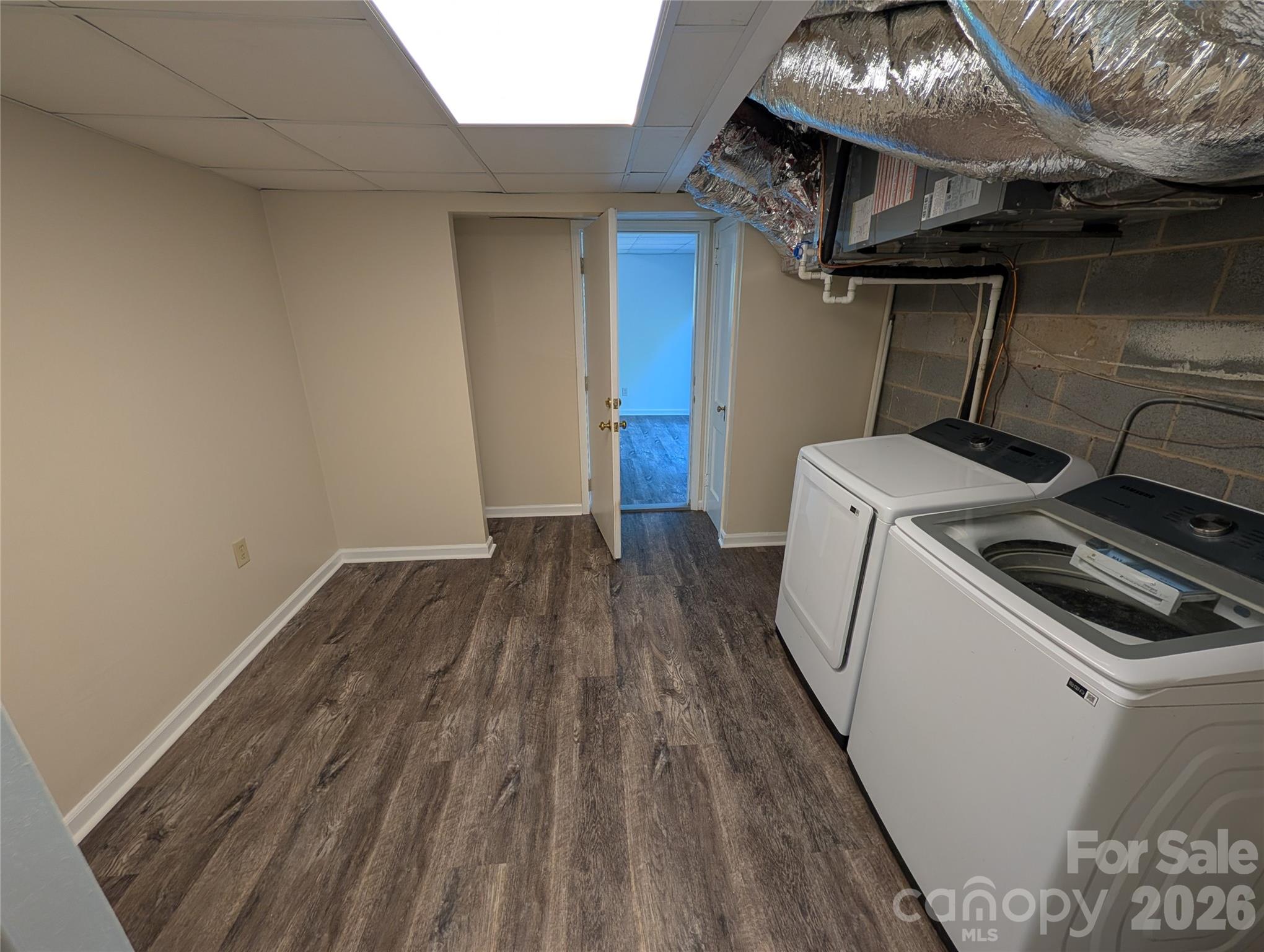 3822 Newhall Drive NW — Conover