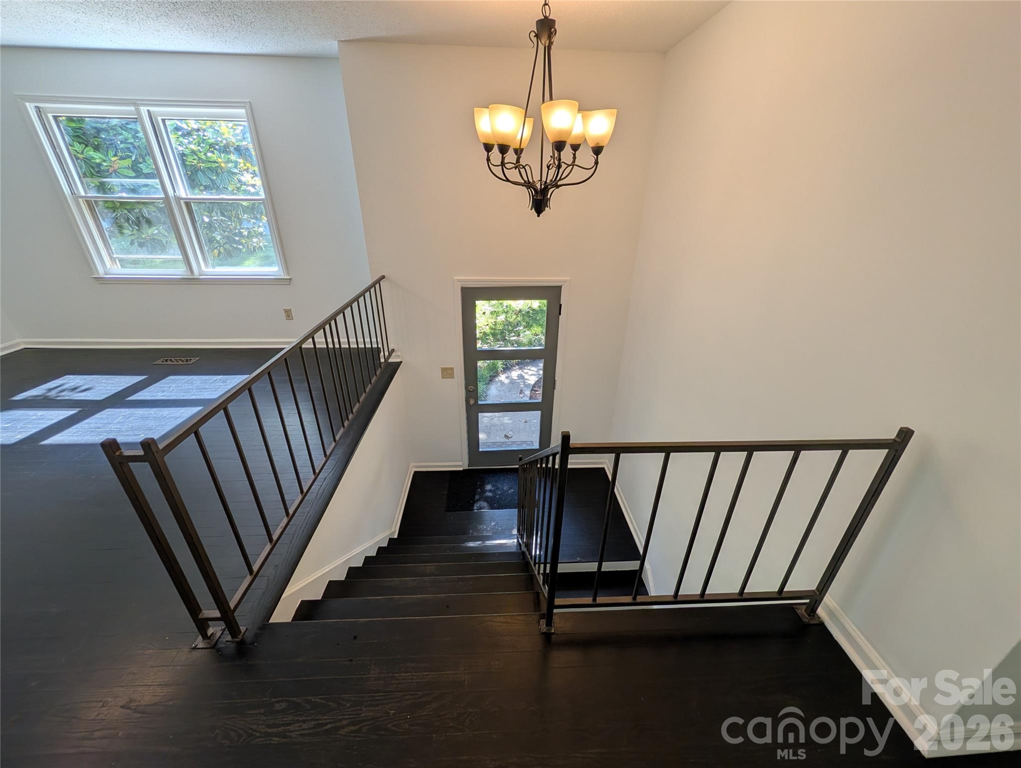 3822 Newhall Drive NW — Conover
