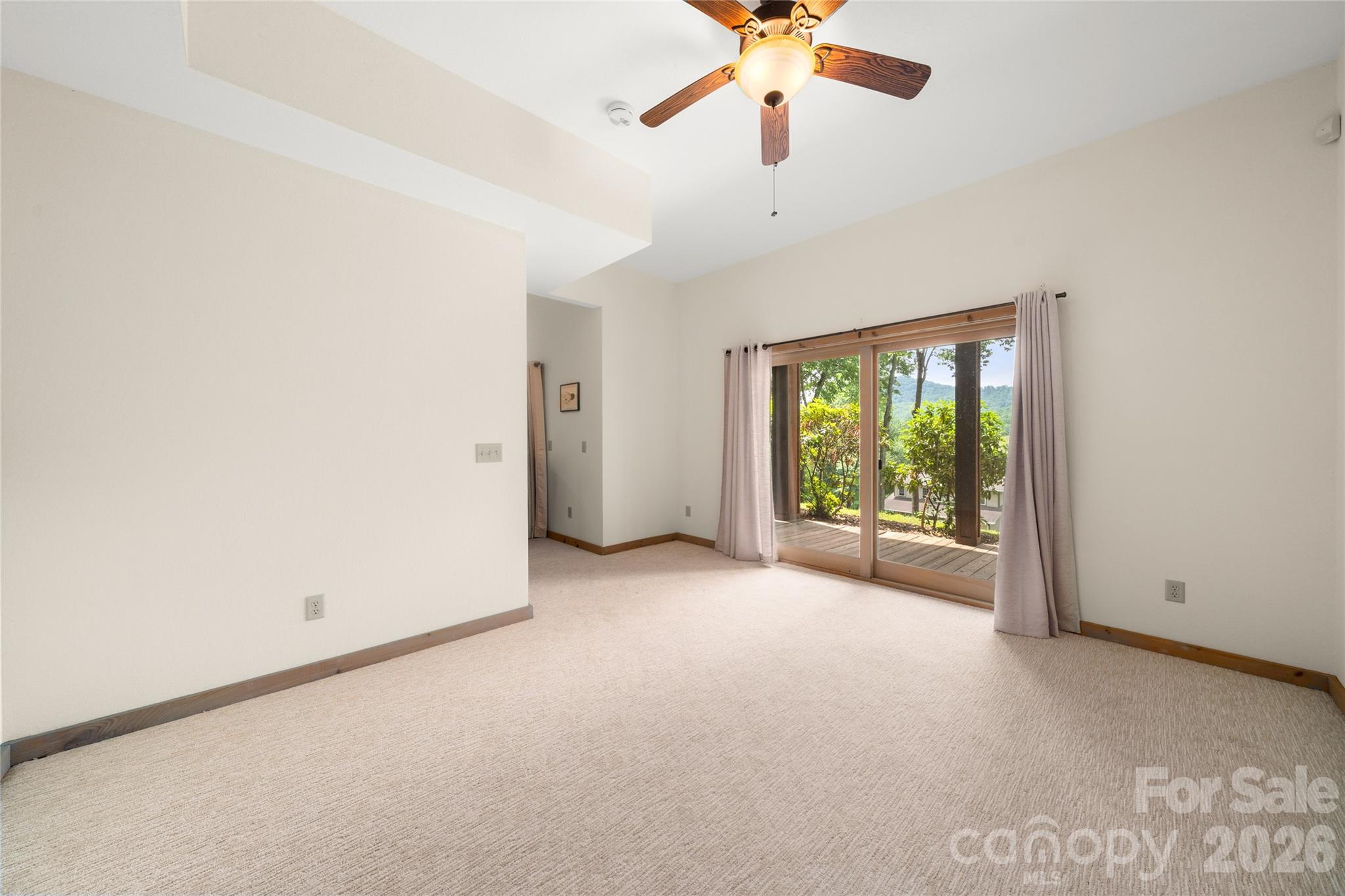 170 Cradling Cove — Waynesville