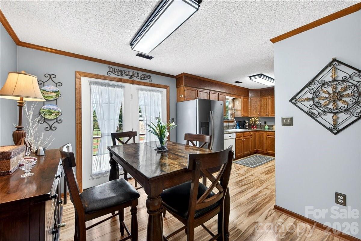 1104 Longmeadow Lane — Monroe