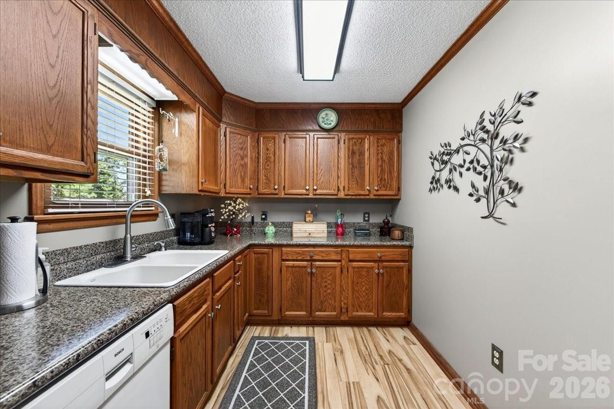 1104 Longmeadow Lane — Monroe