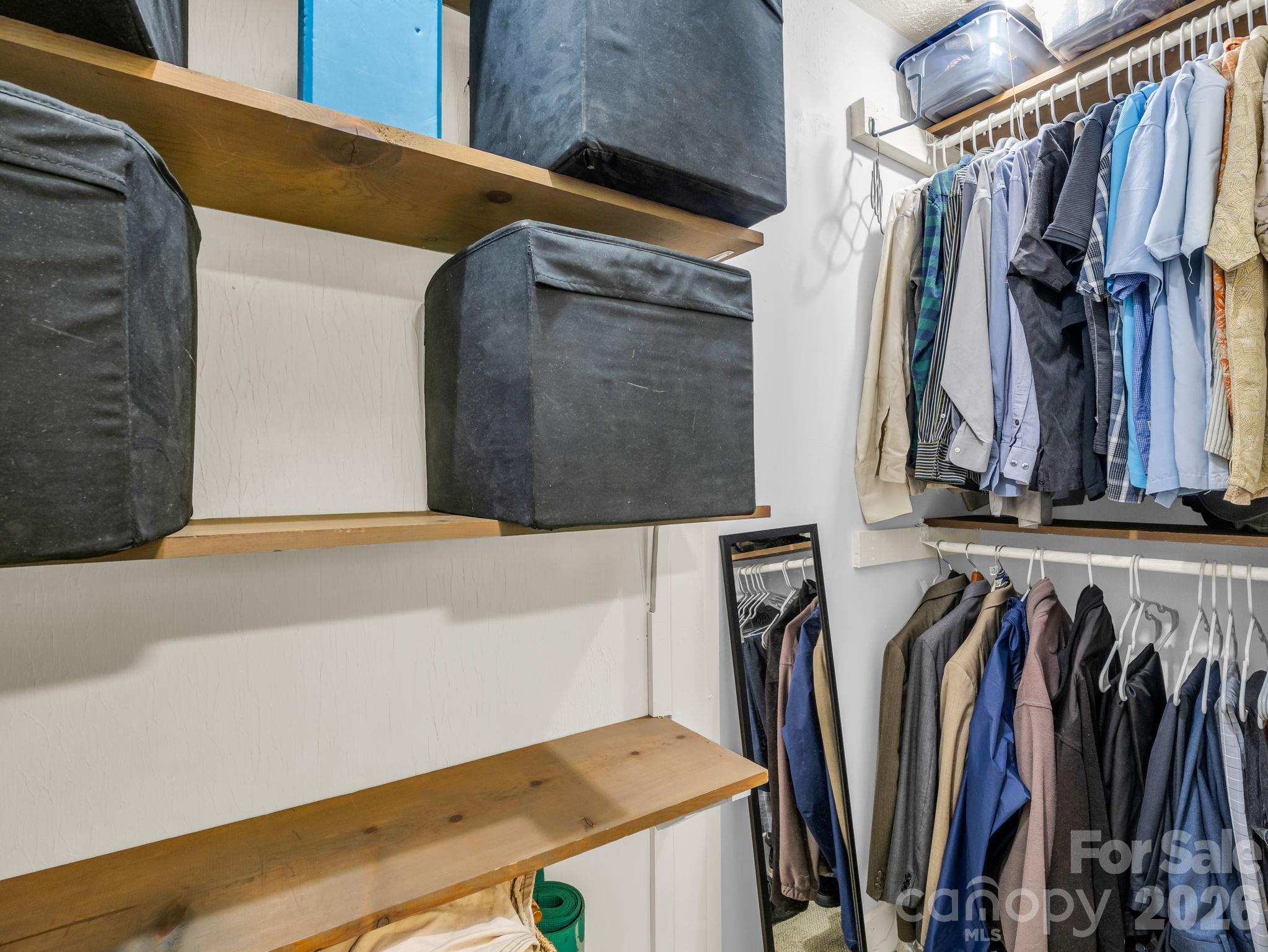 395 E Howard Street — Tryon