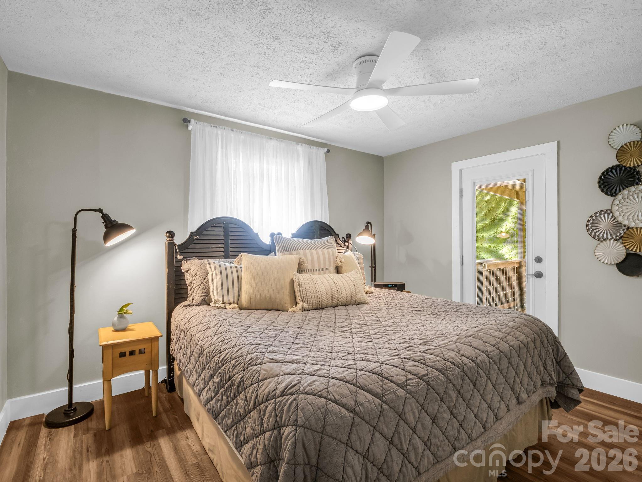 395 E Howard Street — Tryon