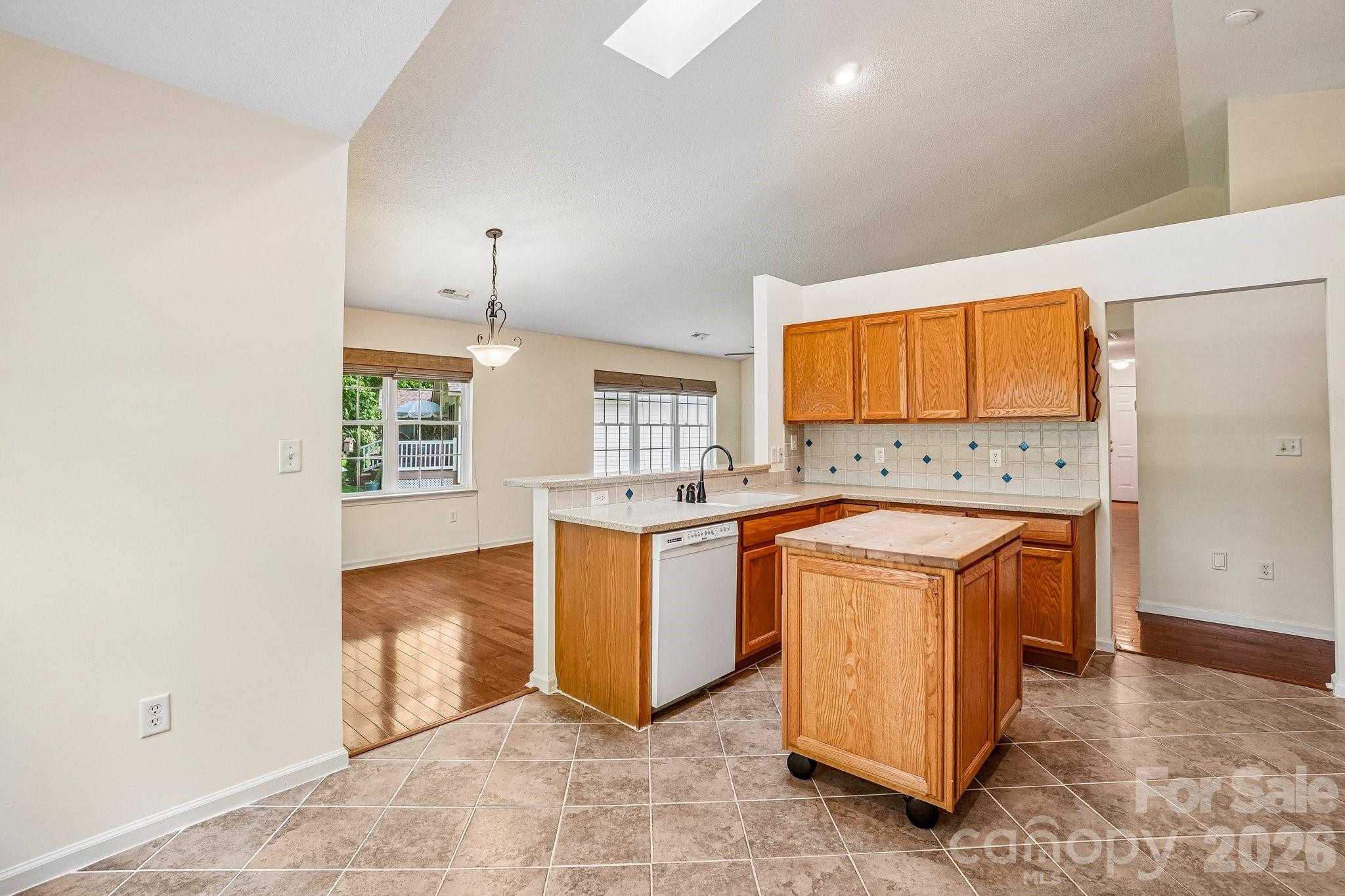 263 Fairway View Drive — Etowah
