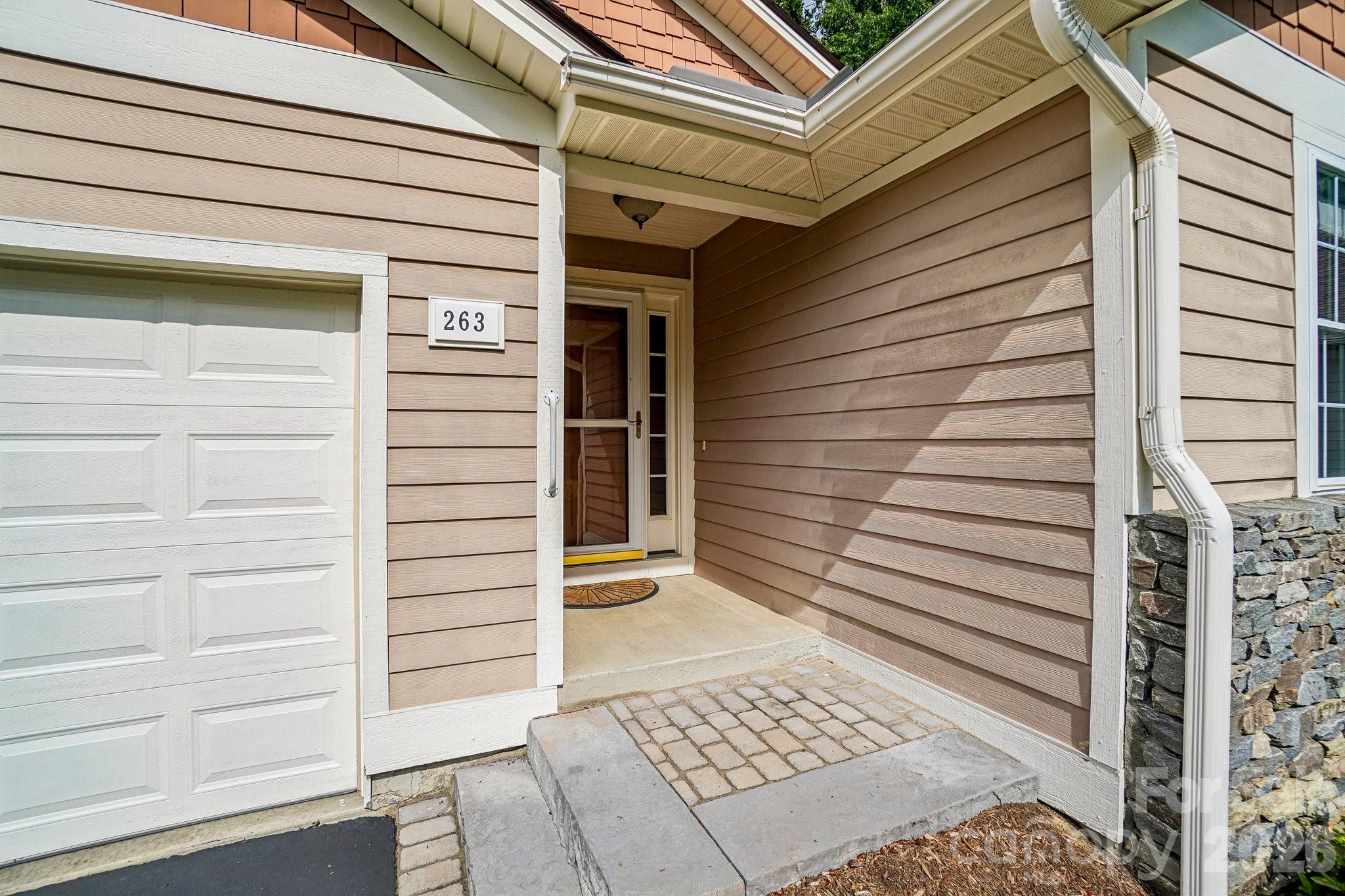 263 Fairway View Drive — Etowah