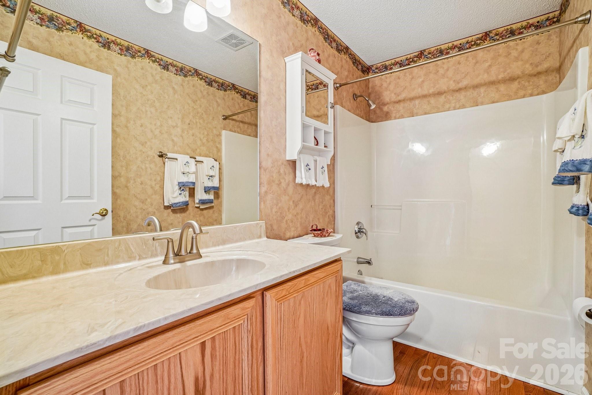 263 Fairway View Drive — Etowah