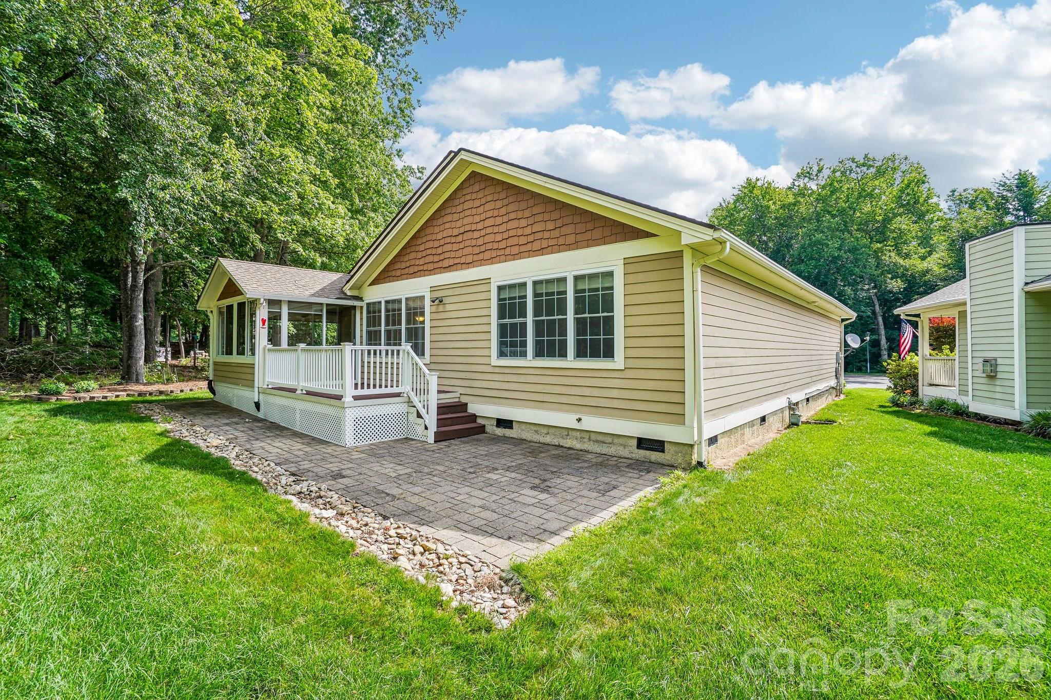 263 Fairway View Drive — Etowah
