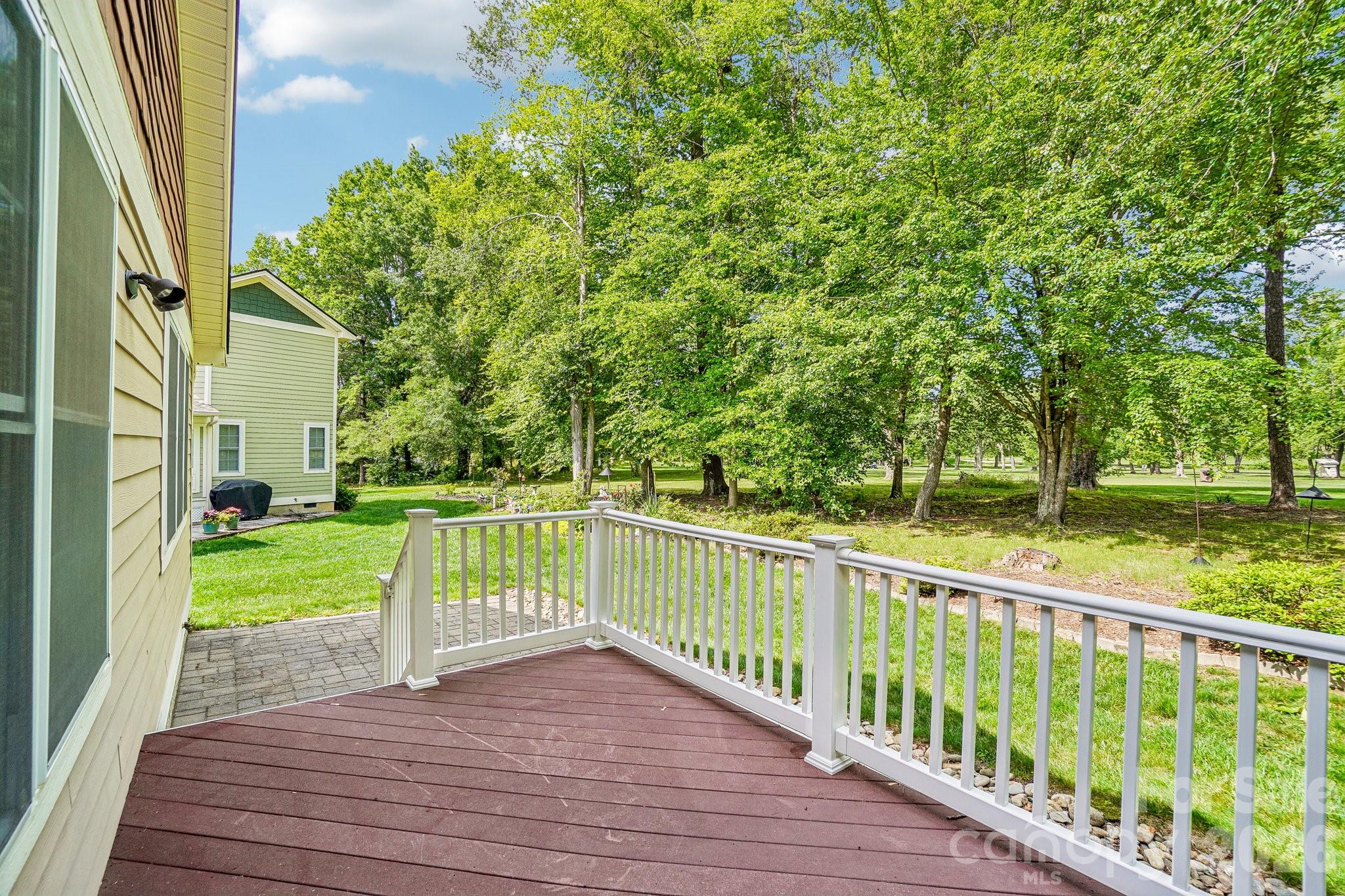 263 Fairway View Drive — Etowah