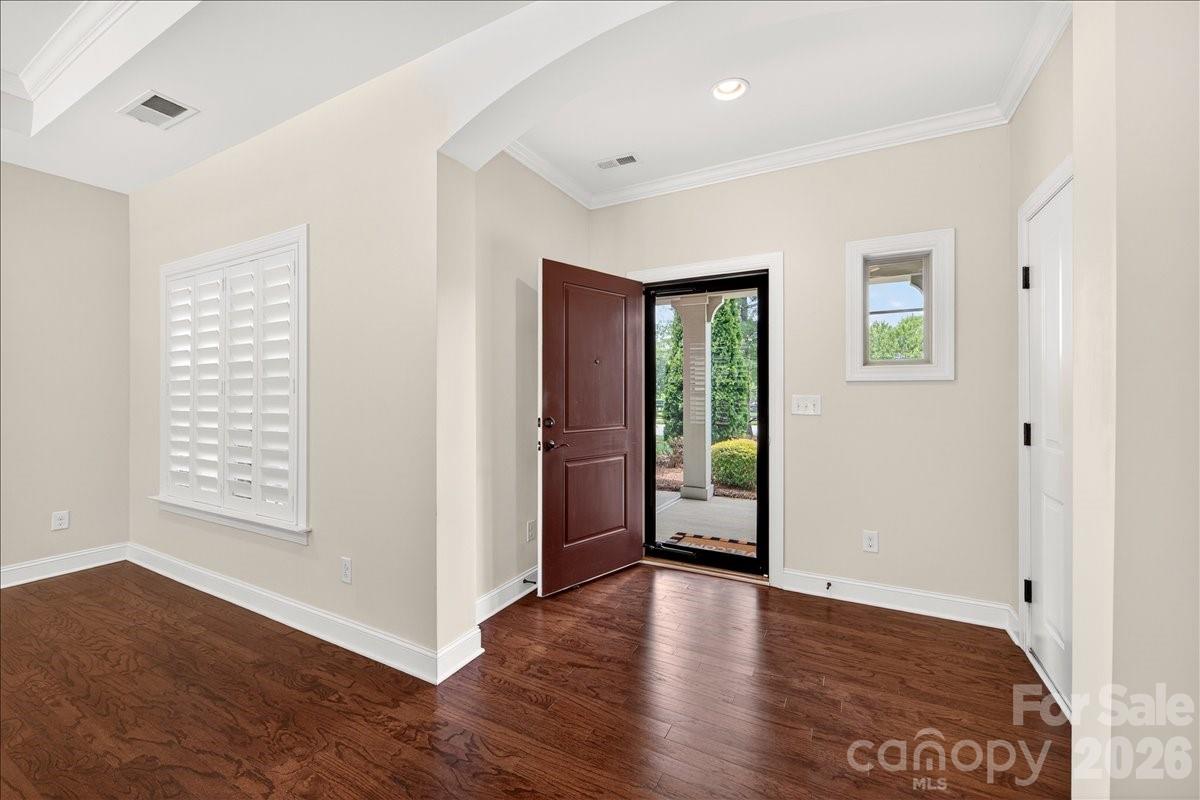 1012 Avalon Place — Matthews