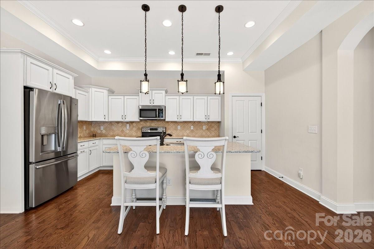 1012 Avalon Place — Matthews