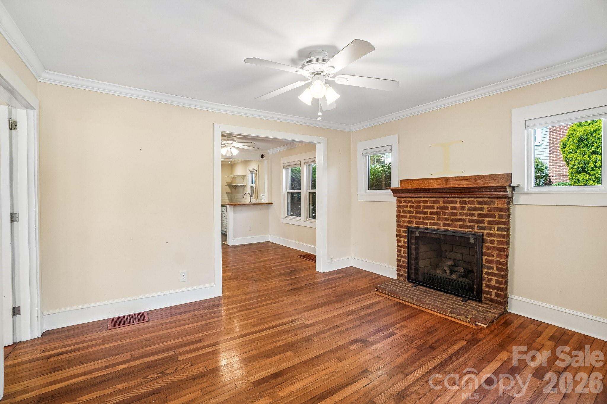 31 Clay Street — Asheville
