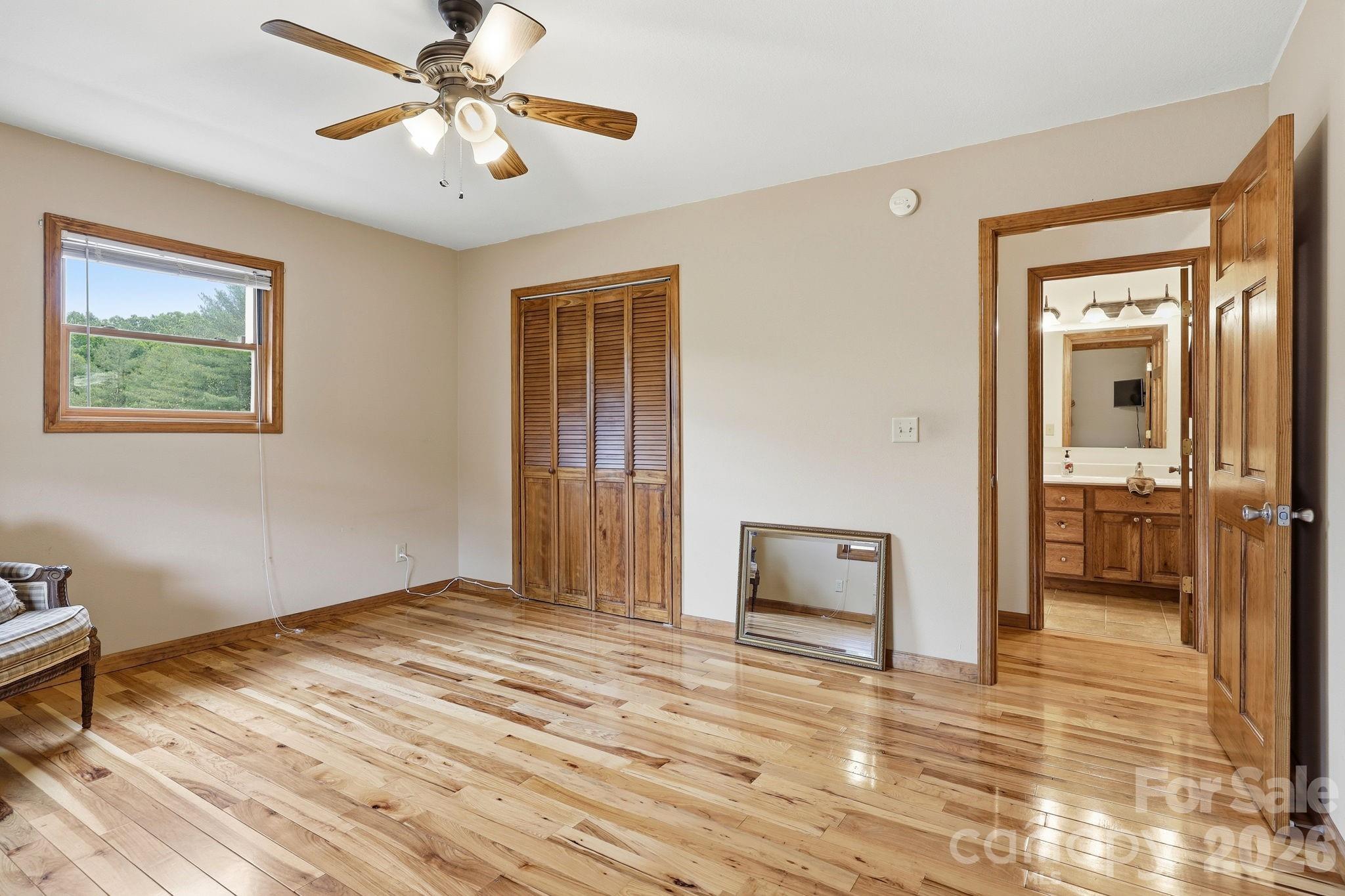 168 Barefoot Cove — Burnsville