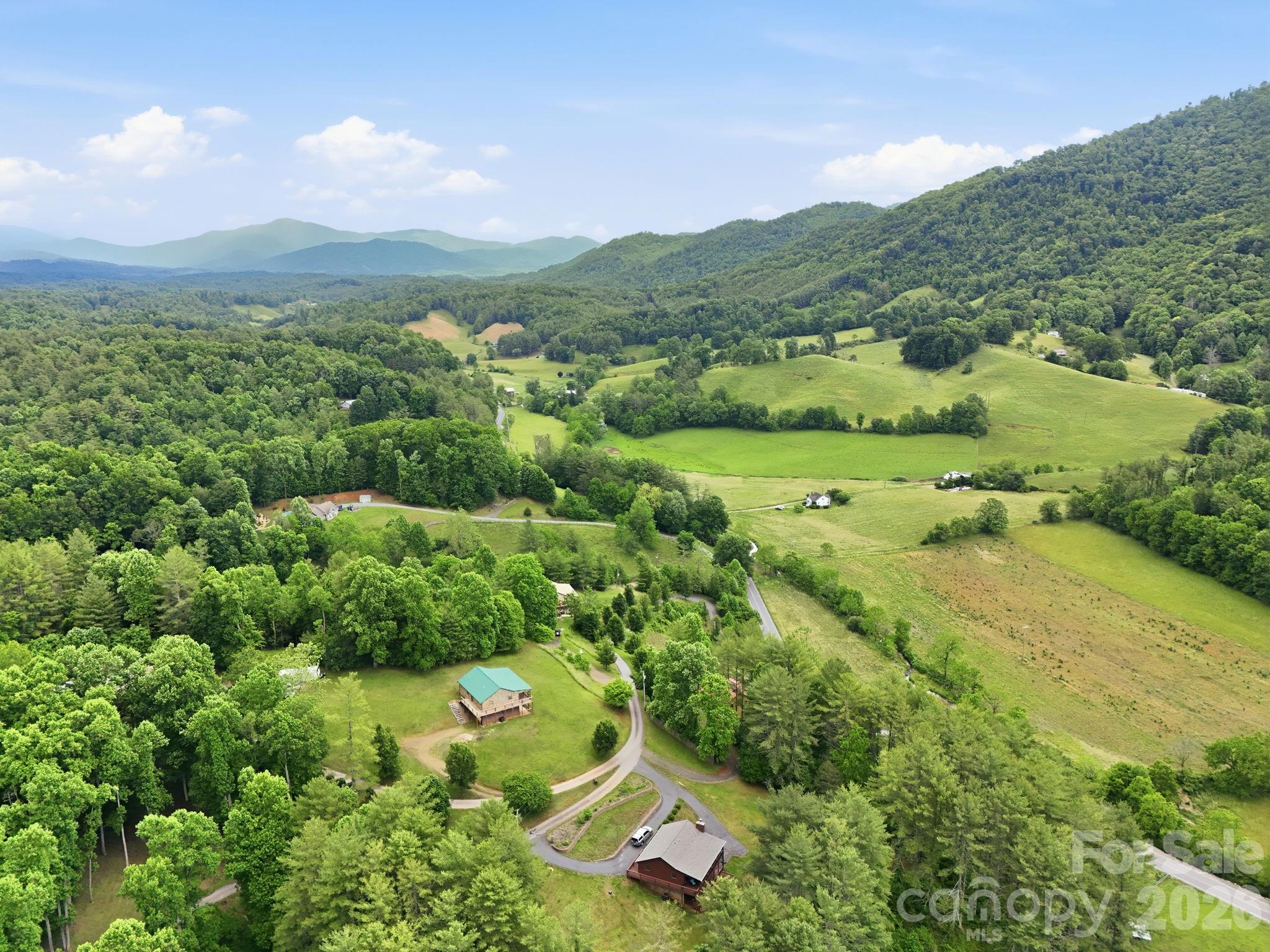 168 Barefoot Cove — Burnsville