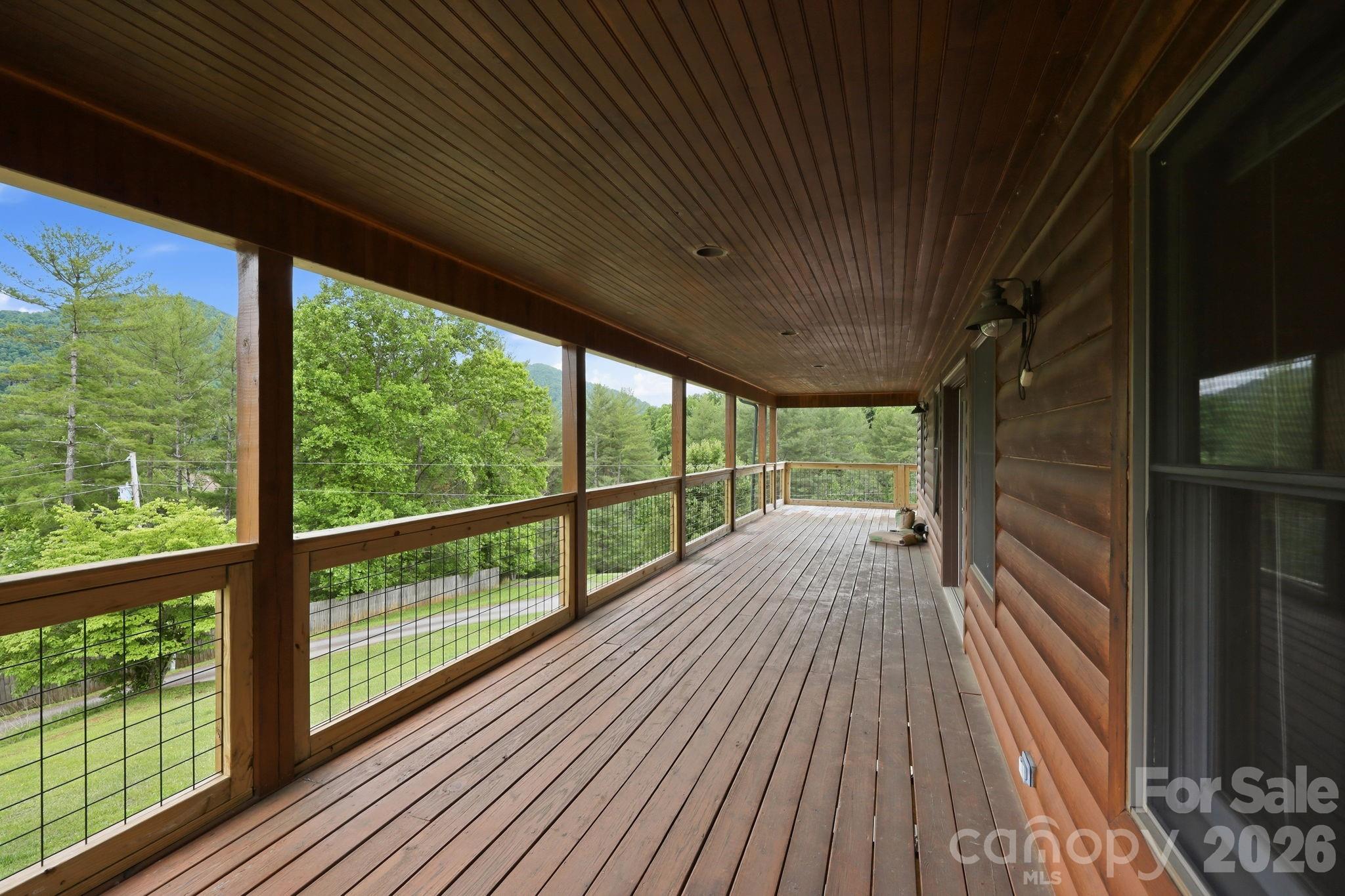 168 Barefoot Cove — Burnsville