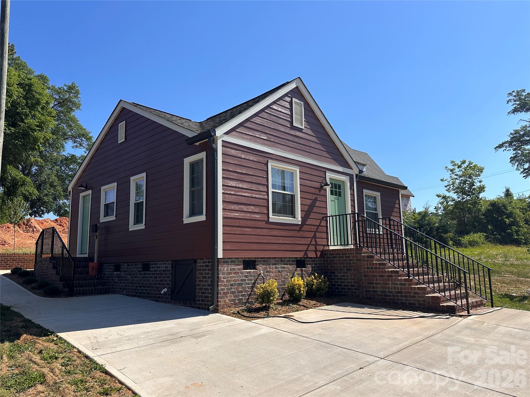 102 Lincoln Street — Belmont
