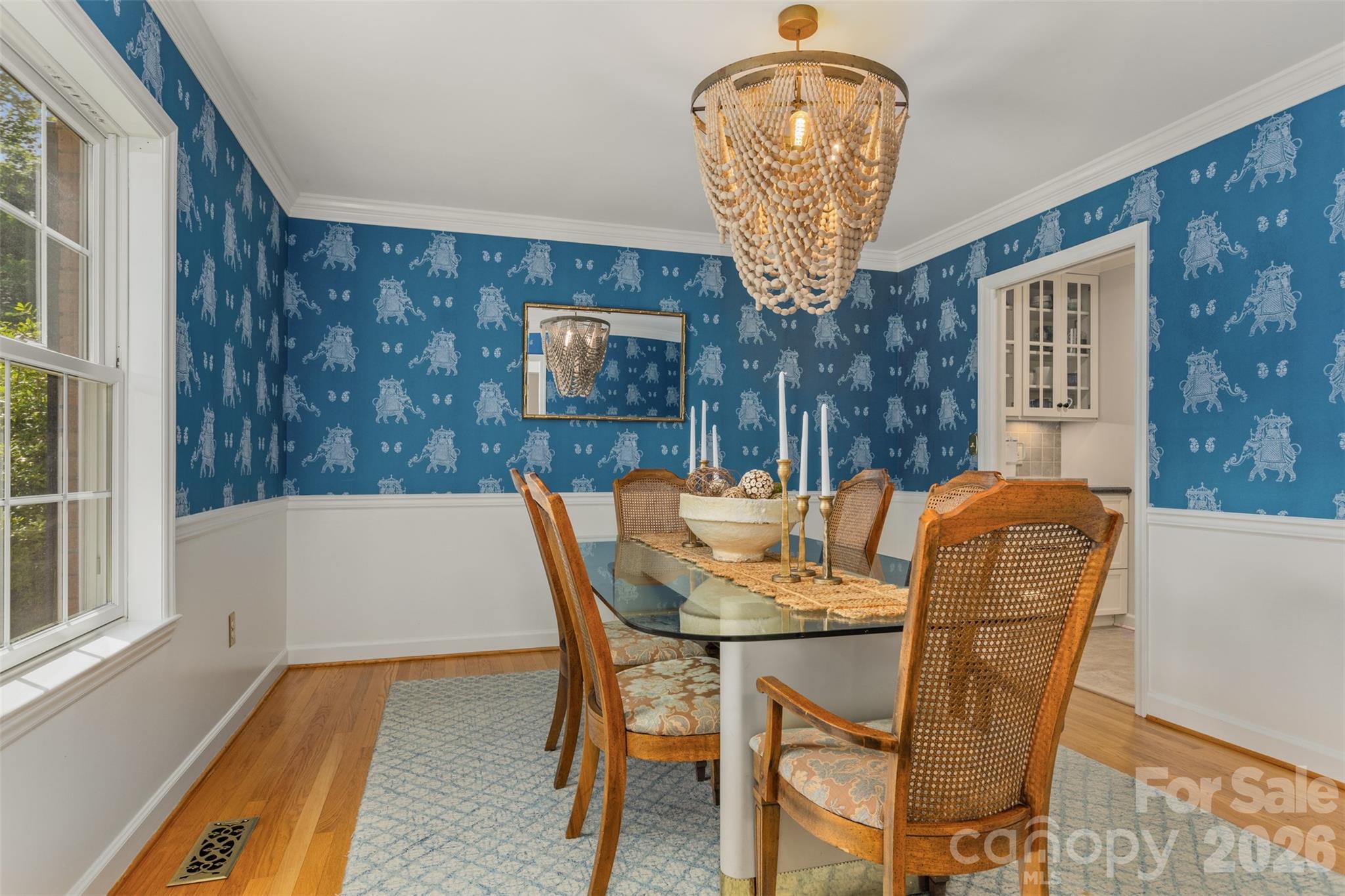 425 Sondley Woods Place — Asheville