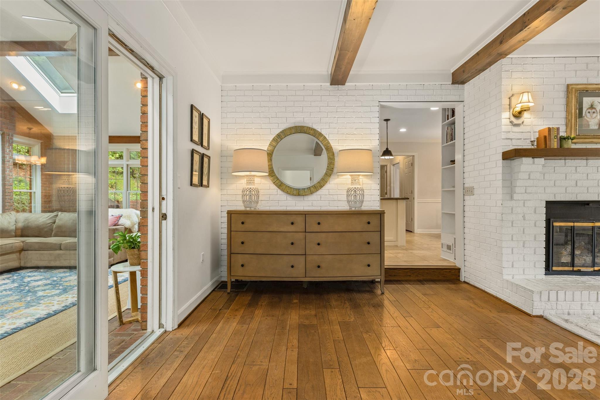 425 Sondley Woods Place — Asheville