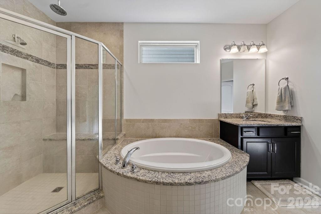 11033 Crane Creek Drive — Charlotte