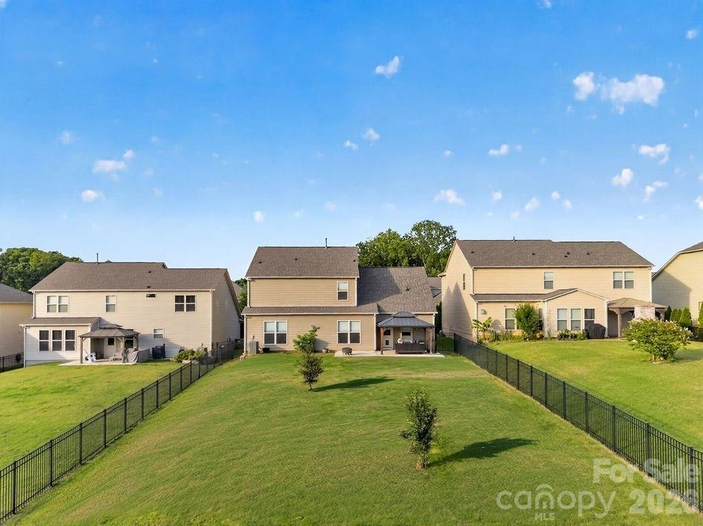 11033 Crane Creek Drive — Charlotte