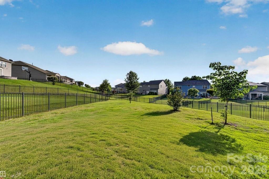 11033 Crane Creek Drive — Charlotte