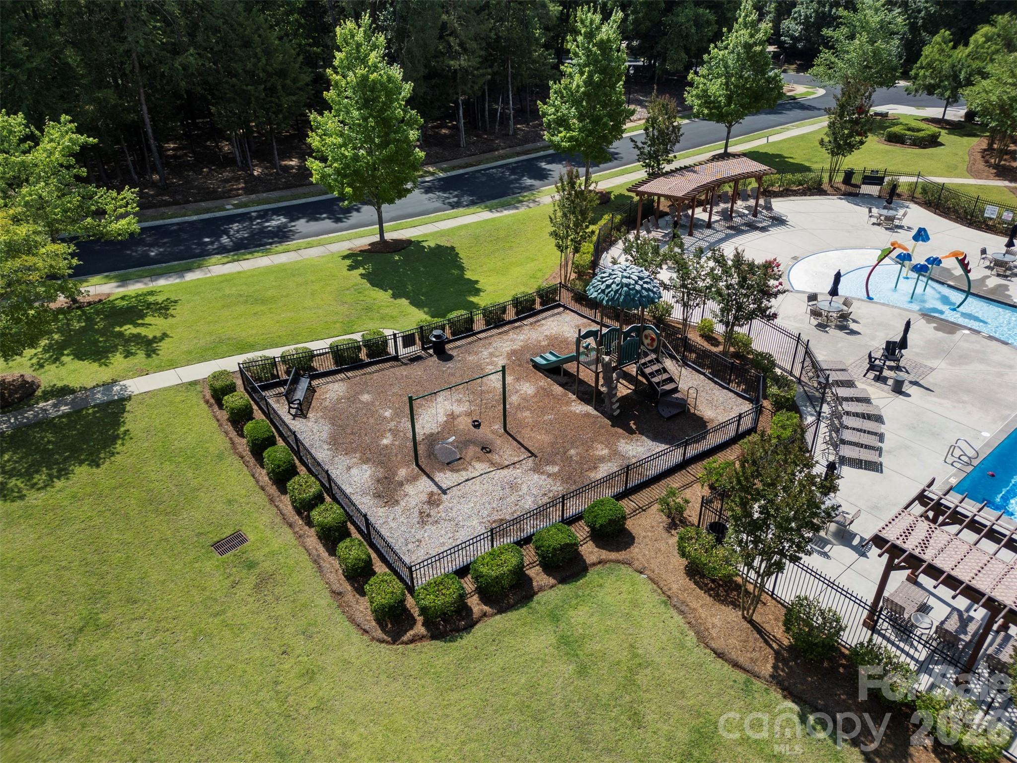 11033 Crane Creek Drive — Charlotte