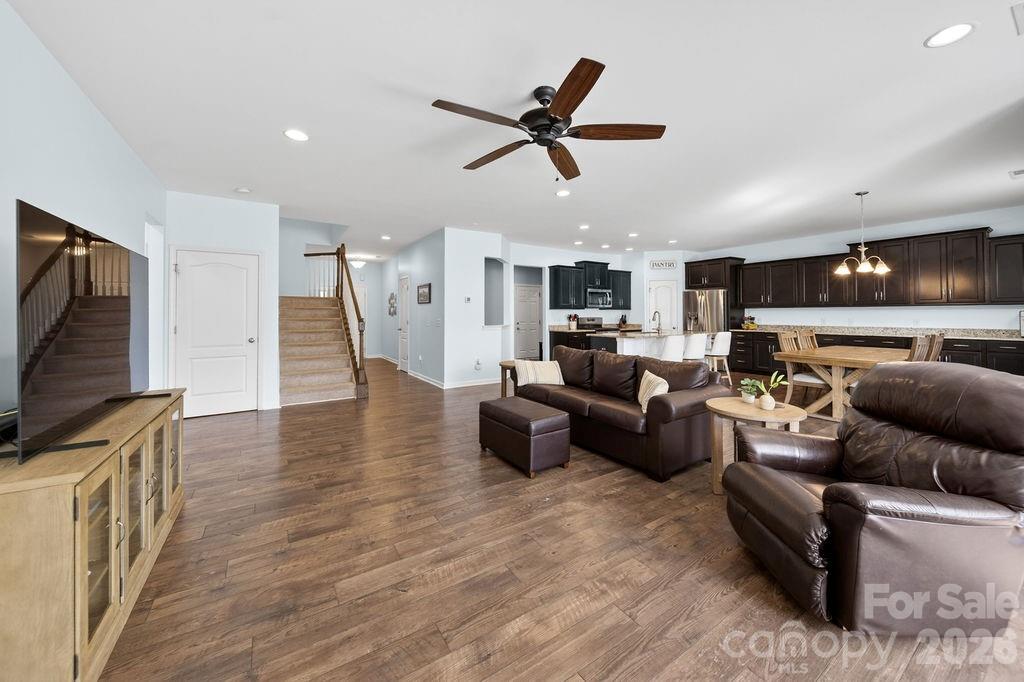 11033 Crane Creek Drive — Charlotte