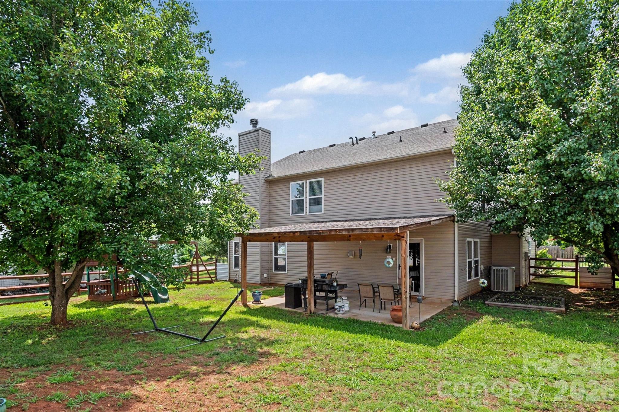 1505 Morning Dove Way — Clover