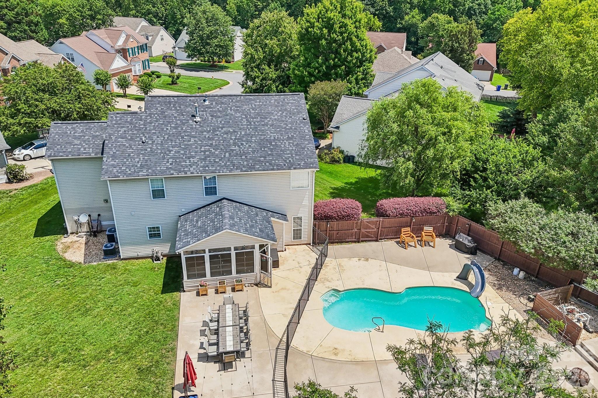 12900 Mccahan Lane — Huntersville