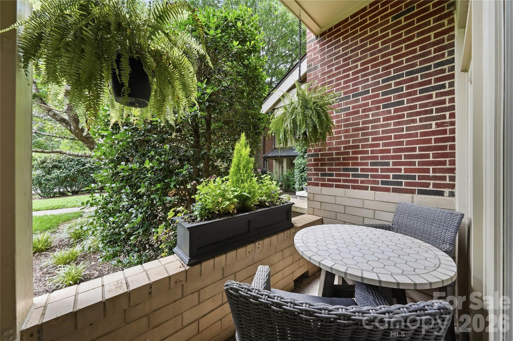 2946 Selwyn Avenue #112 — Charlotte