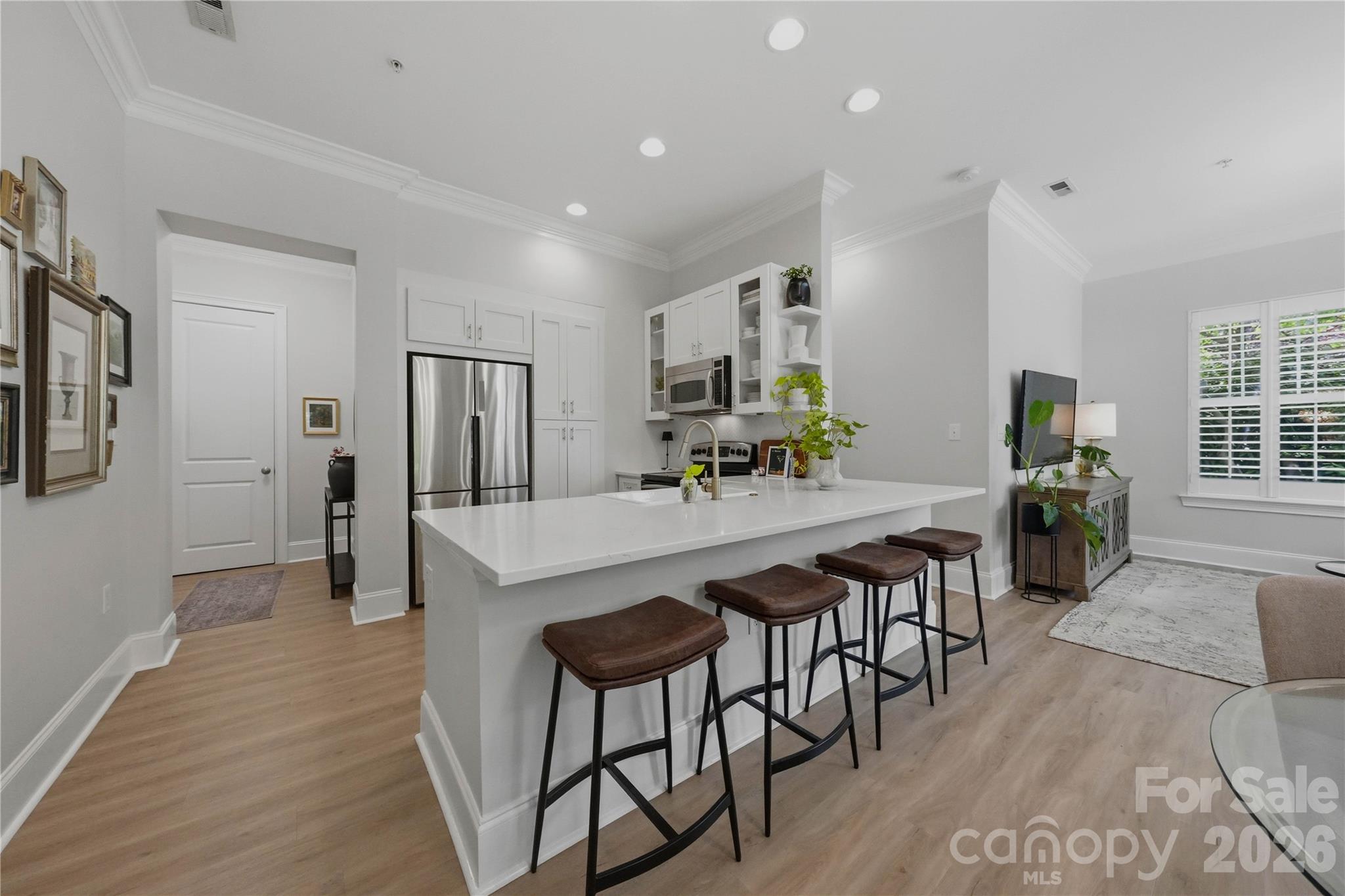 2946 Selwyn Avenue #112 — Charlotte