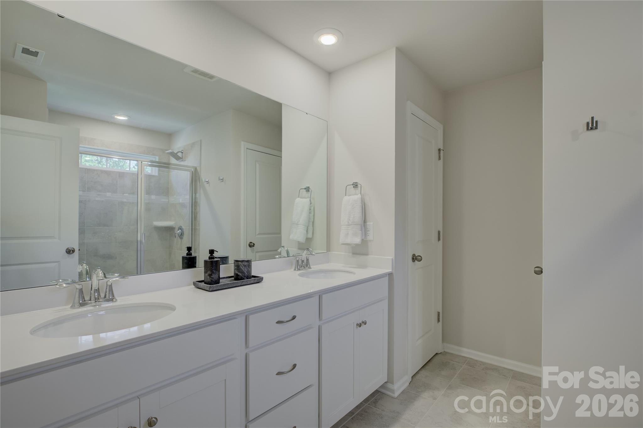 17812 New Mark Avenue — Charlotte