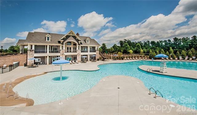 17812 New Mark Avenue — Charlotte