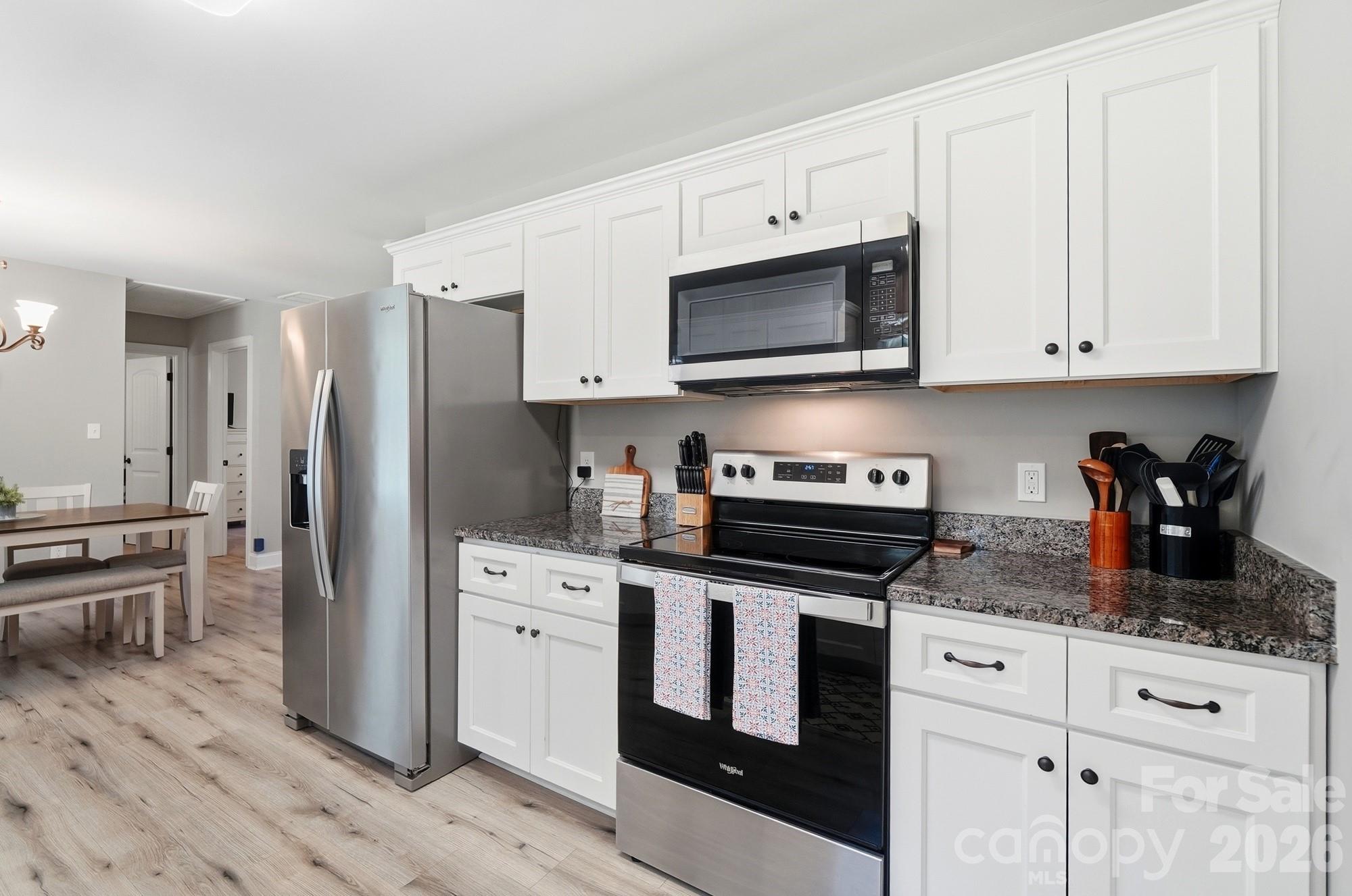 1217 Belmont Circle Drive — Lancaster
