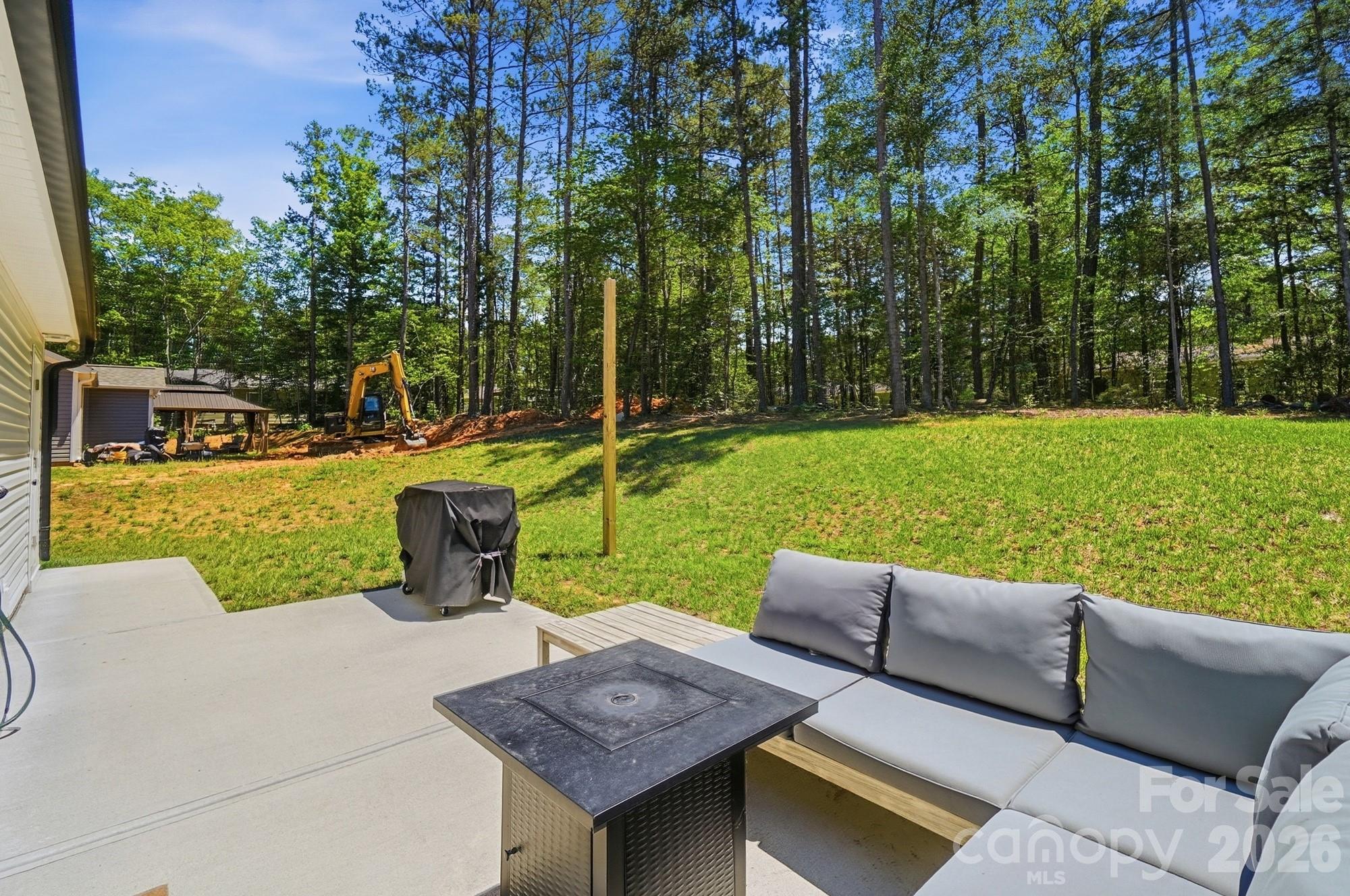 1217 Belmont Circle Drive — Lancaster