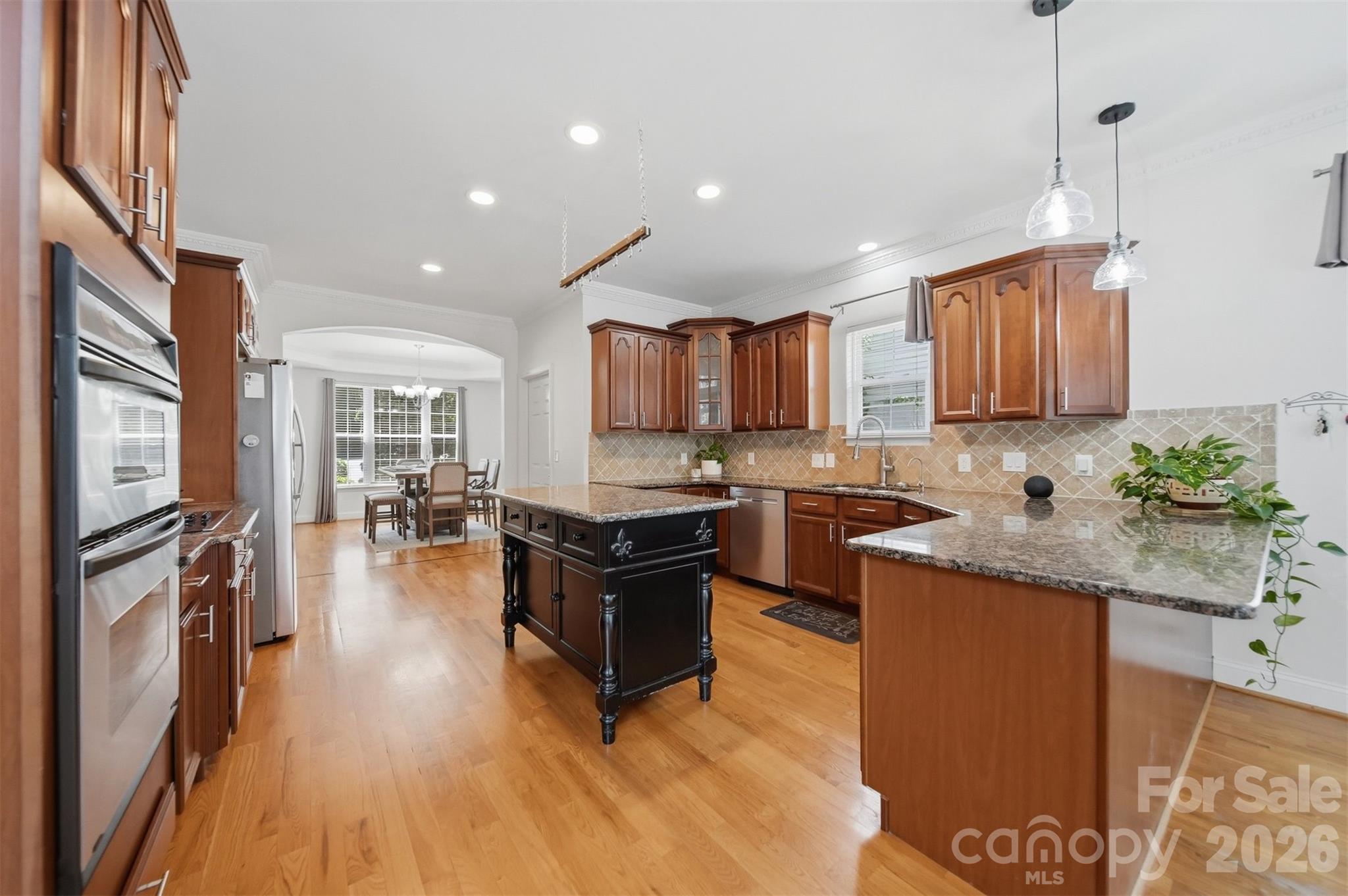 1245 34th Avenue NE — Hickory