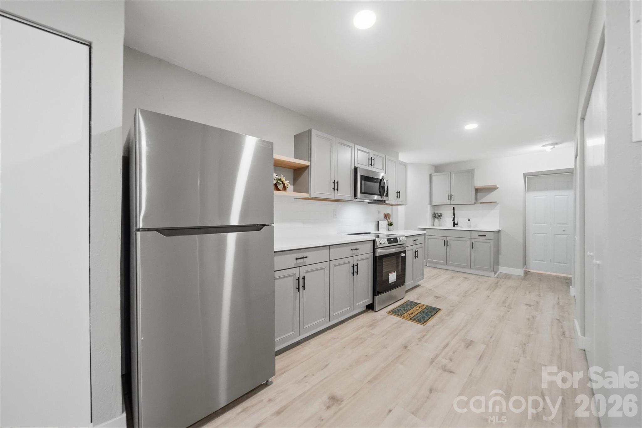1245 34th Avenue NE — Hickory