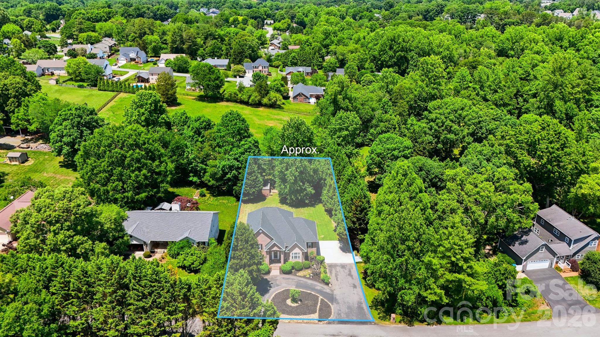 1245 34th Avenue NE — Hickory