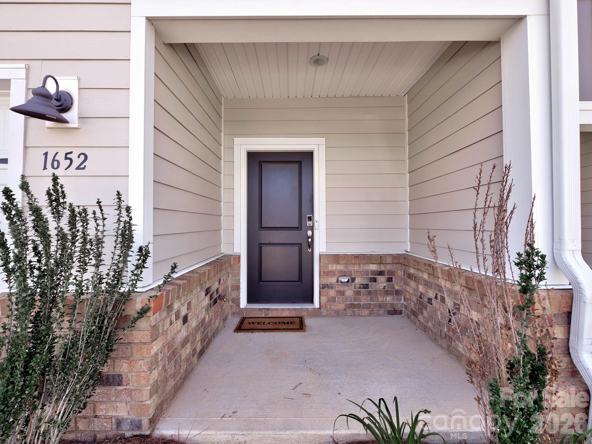 1652 Village Grove Lane — Monroe