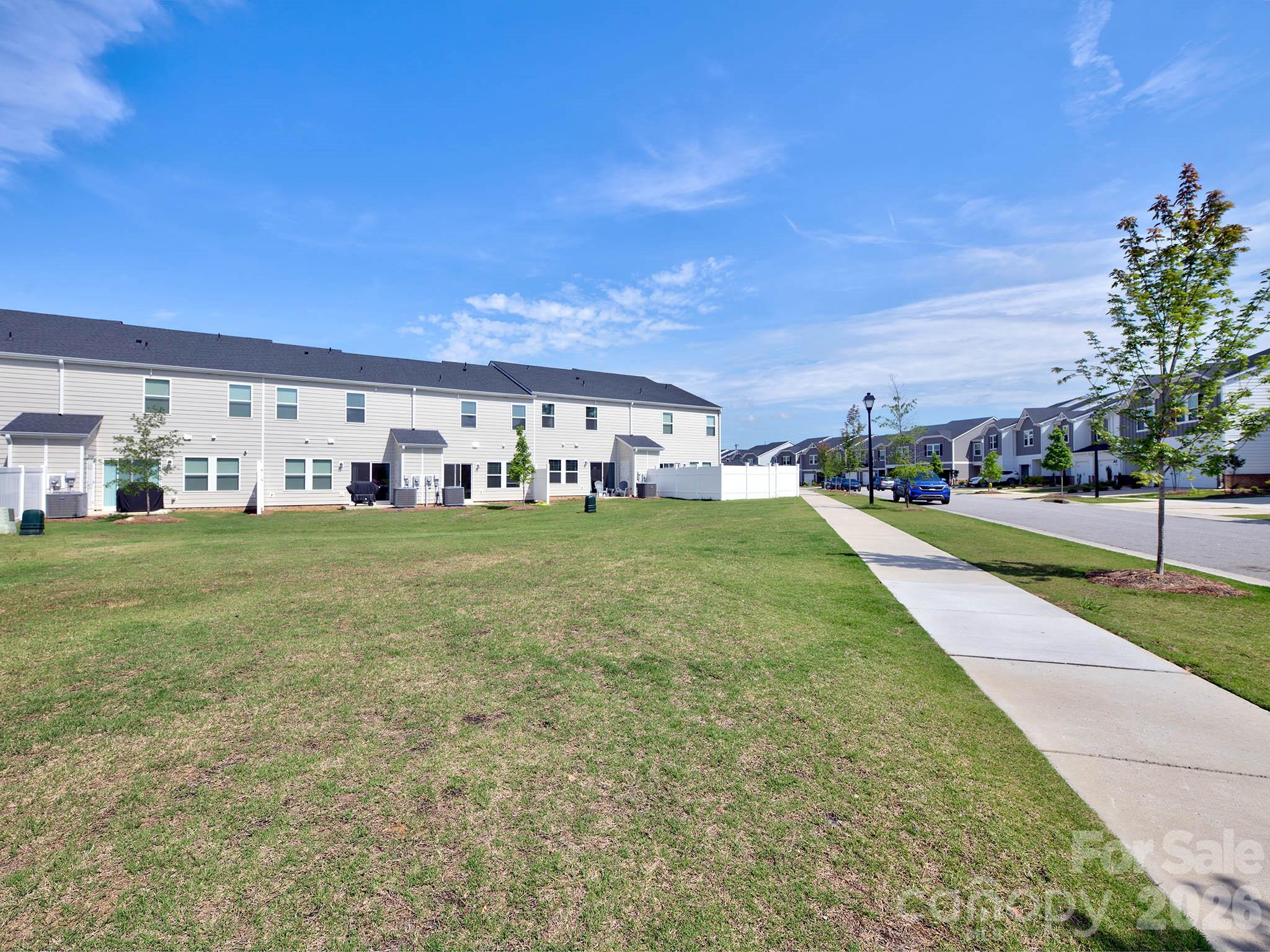1652 Village Grove Lane — Monroe