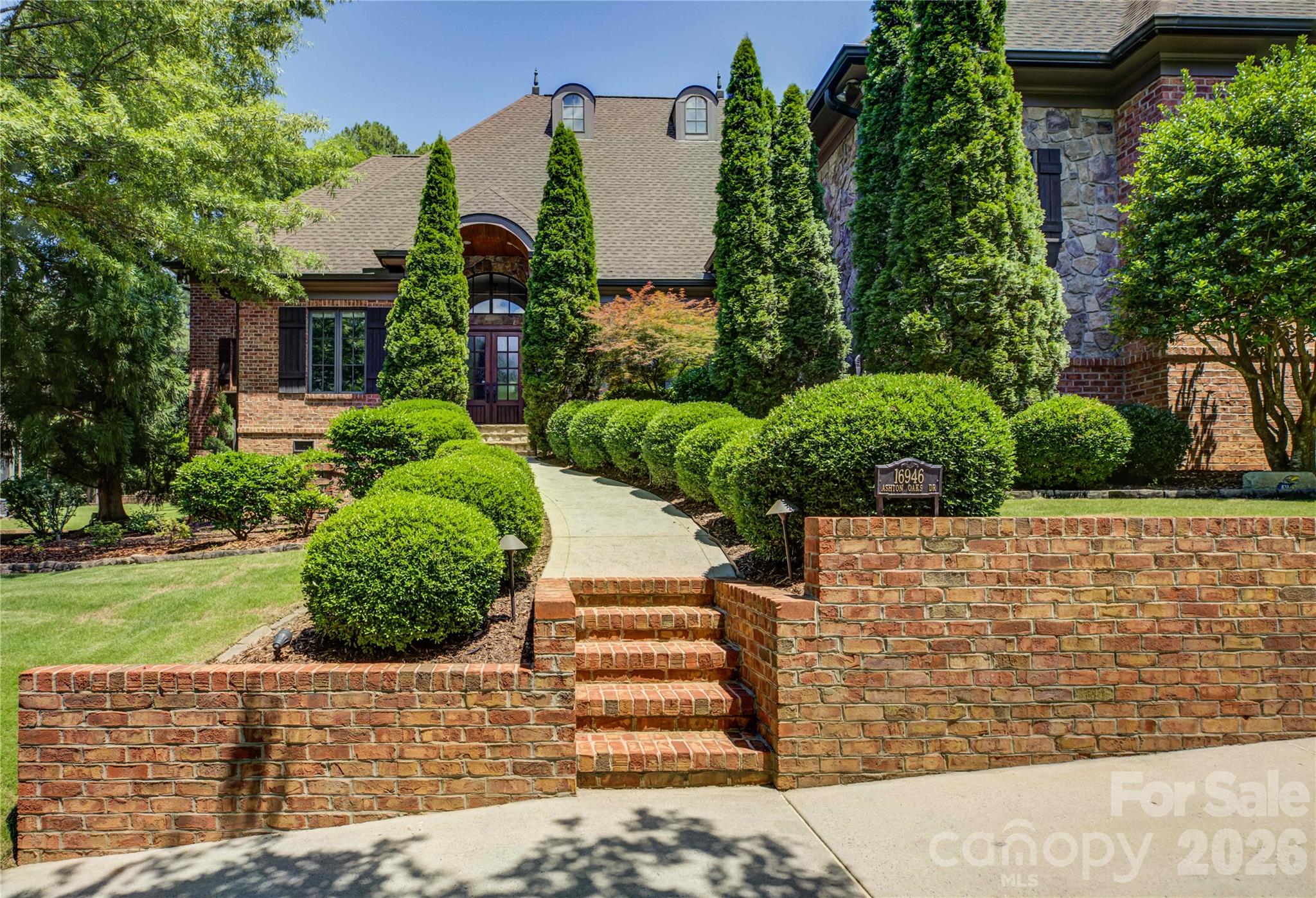 16946 Ashton Oaks Drive — Charlotte