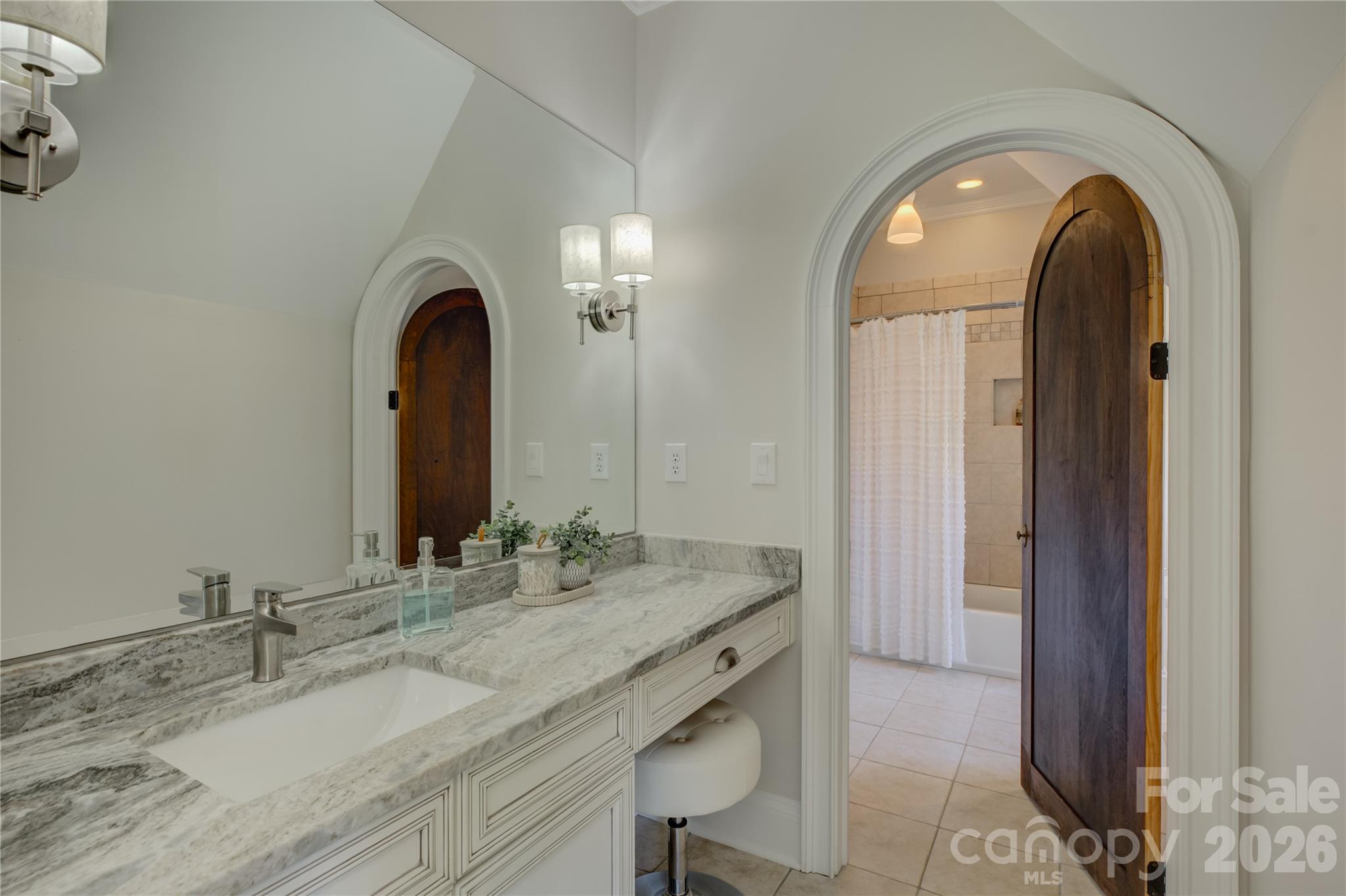 16946 Ashton Oaks Drive — Charlotte
