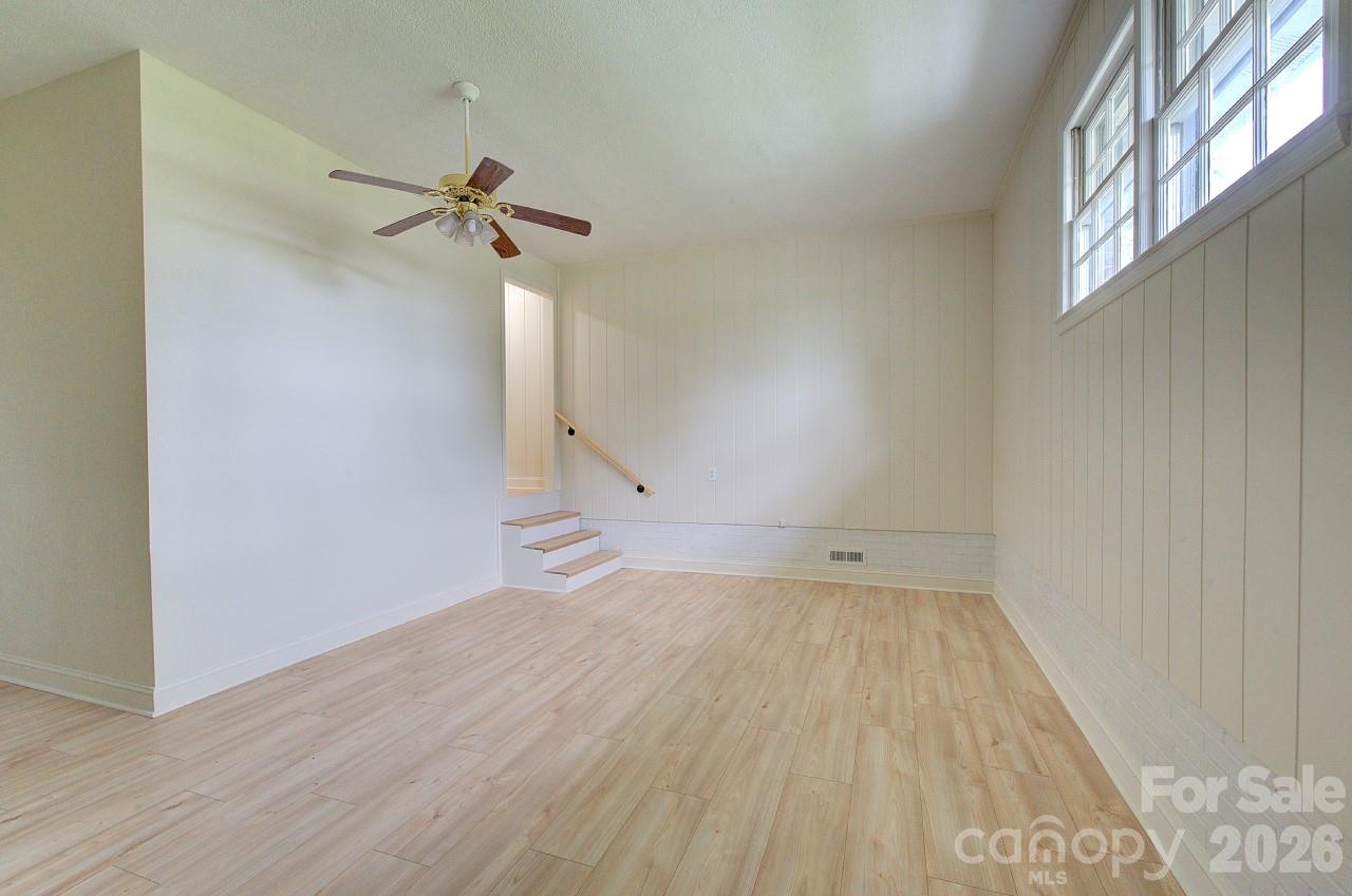 1195 Holly Springs Road — Lyman
