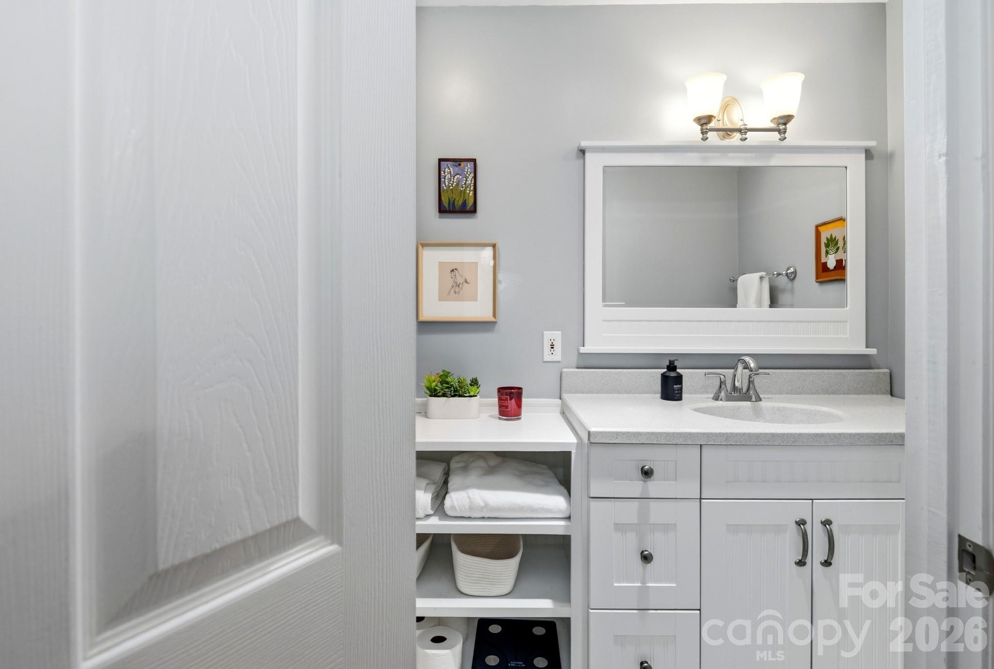 7 Woodbury Road — Asheville