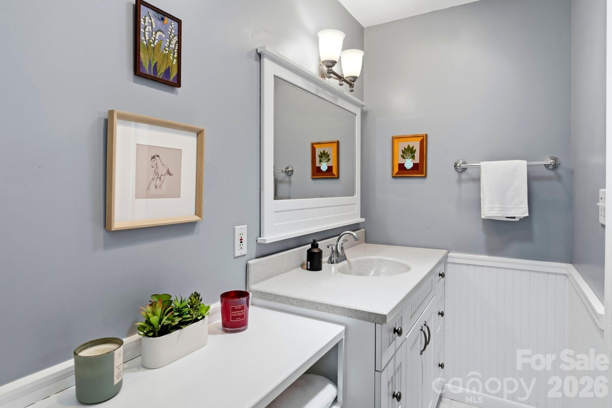 7 Woodbury Road — Asheville