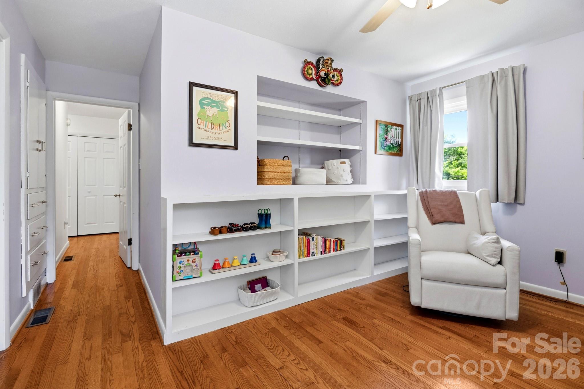 7 Woodbury Road — Asheville